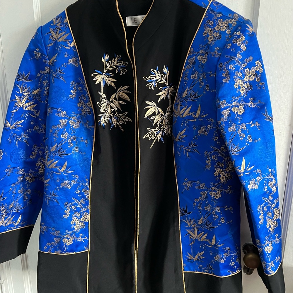 Le Sien Kimono Style Luxurious Black and Blue Embroidered Women's Blazer Sz 20